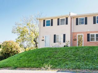 1045 S Main St APT A1, Woodstock, VA 22664