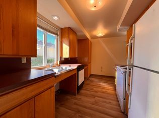 3510 NE 54th St APT C, Vancouver, WA 98661