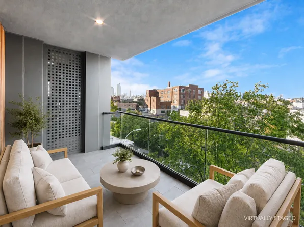 340 Metropolitan Avenue image 1 of 12