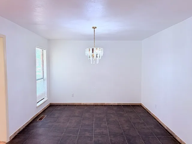 12301 Arrowhead Ter — Photo 10