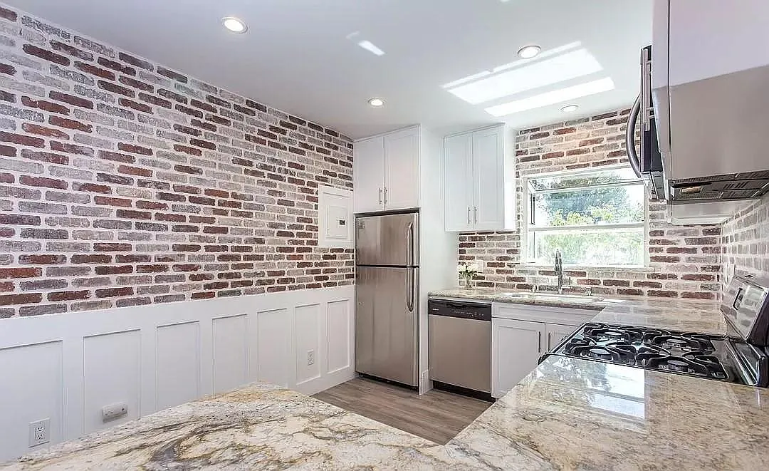 1 bed, $2,995 — Photo 2
