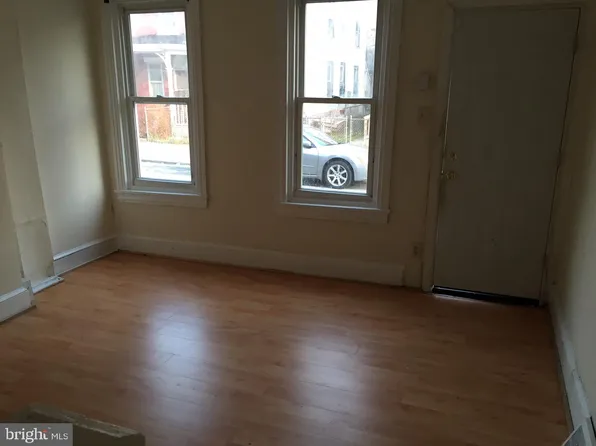 111 E Pastorius St, Philadelphia, PA 19144