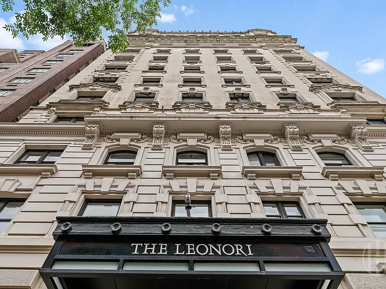 26 E 63rd St #2C — Photo 14