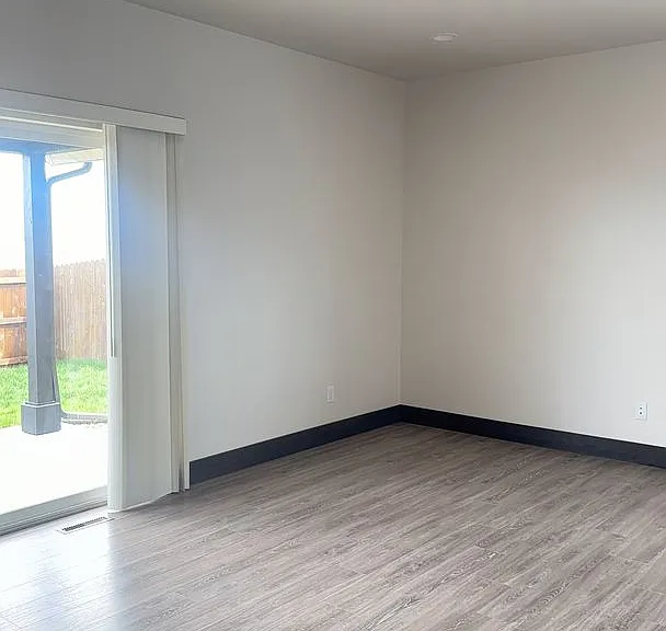 2104 Windjammer Way #A — Photo 2