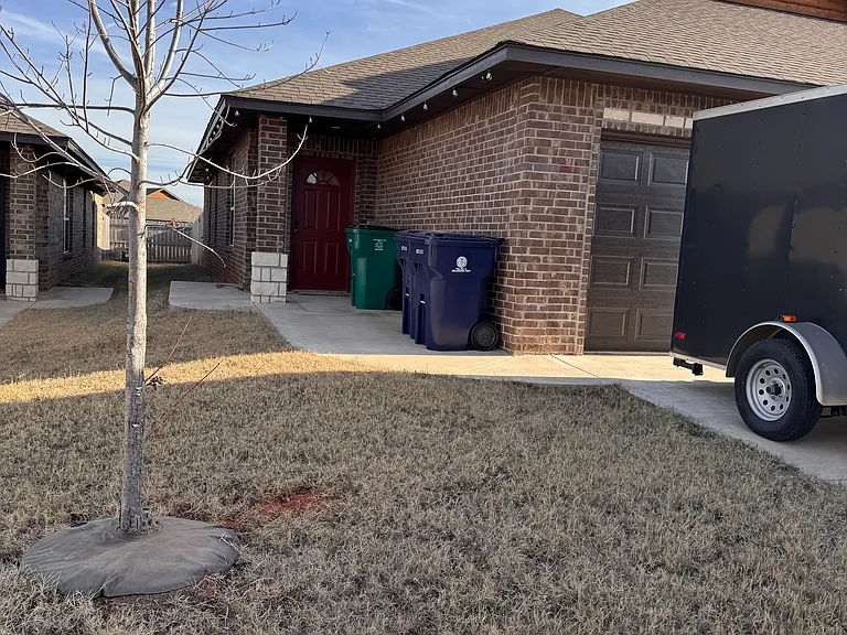 7525 Redbud Villas Ct — Photo 2