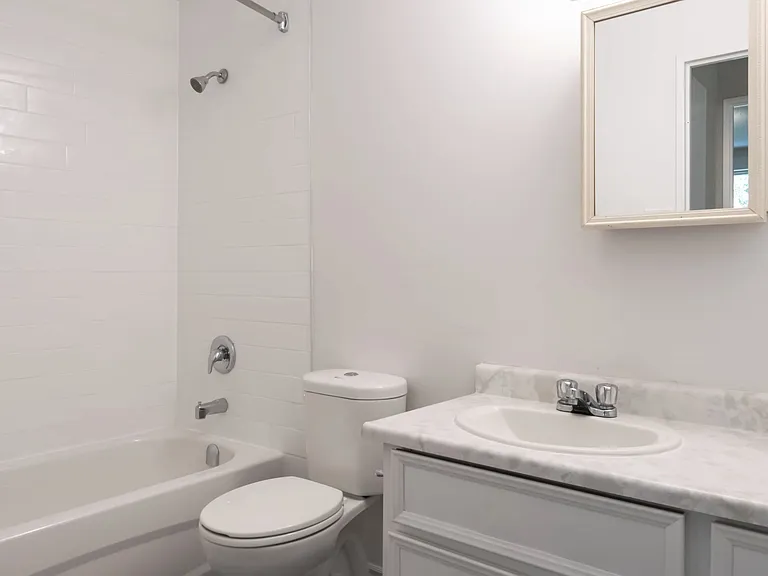 352 B Dacey Rd — Photo 9