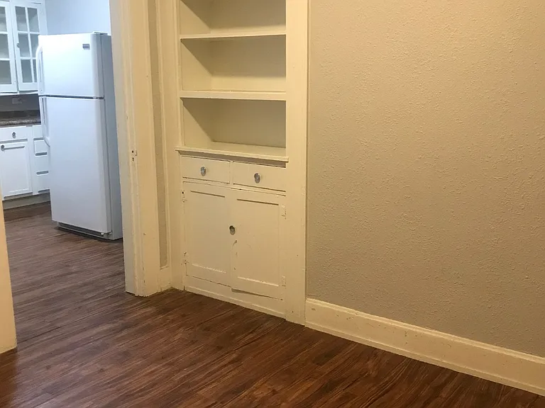 2209 Gorman Ave #4 — Photo 2