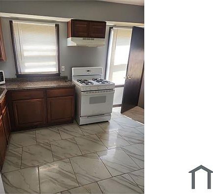 2nd image of 800 Mark Twain Dr