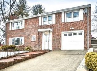 2 Hampshire Rd, Reading, MA 01867