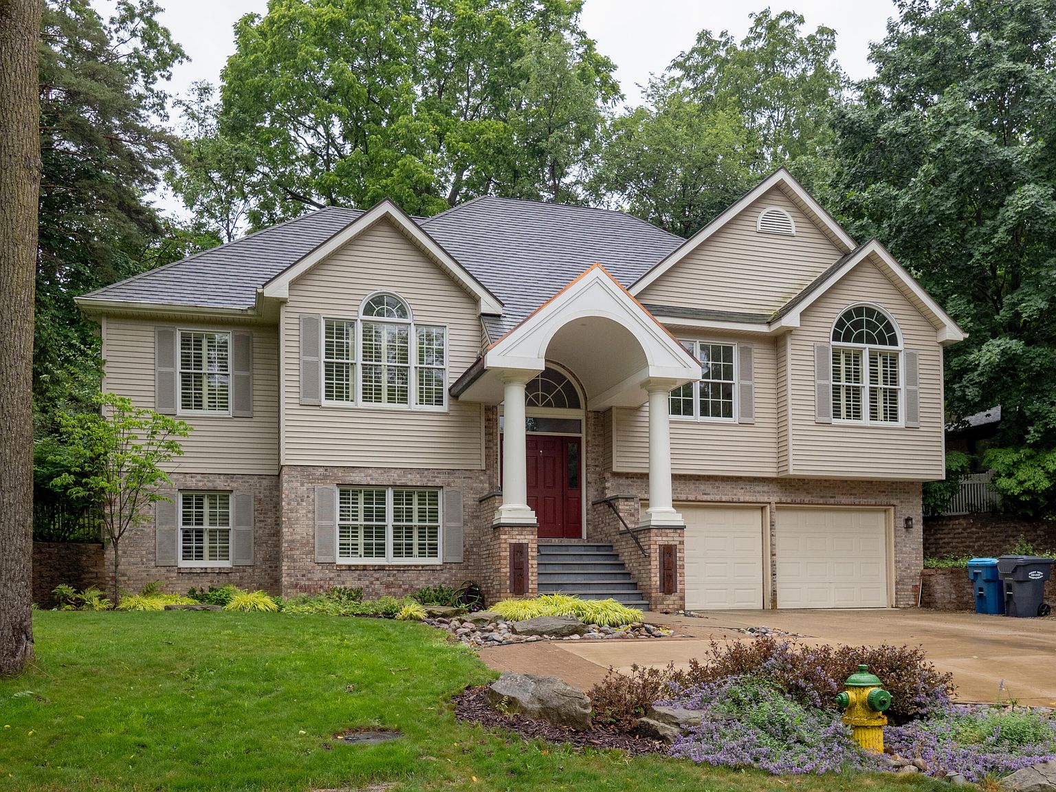 2777 Bronson Blvd, Kalamazoo, MI 49008 Zillow