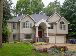 2777 Bronson Blvd, Kalamazoo, MI 49008
