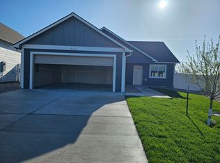 903 Sonata Ln, Cheyenne, WY 82007