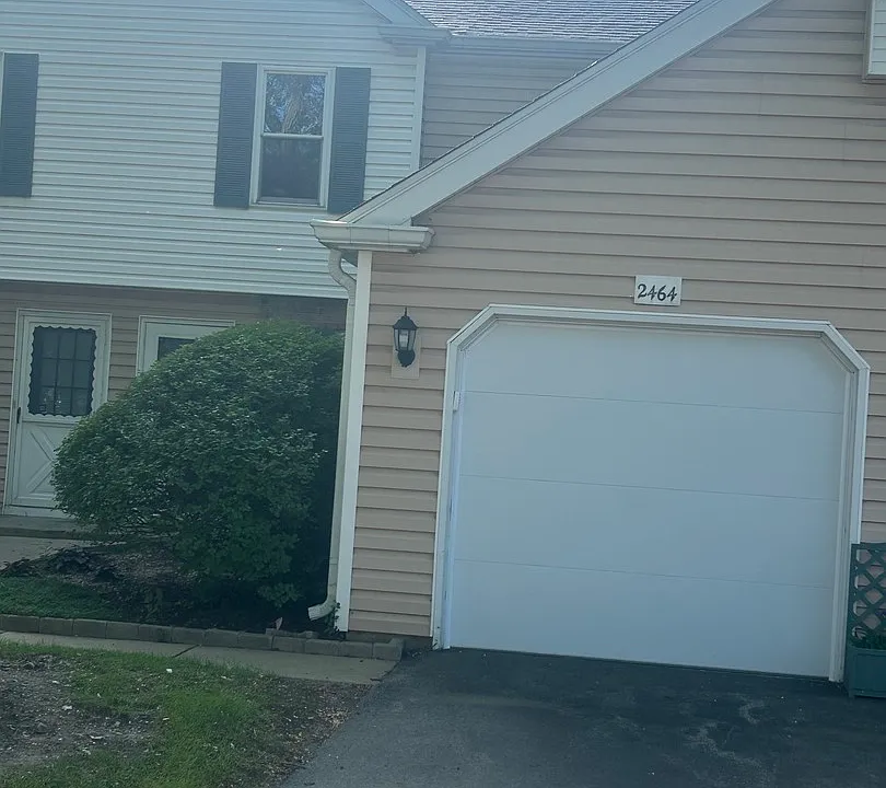 2464 Devonshire Ct