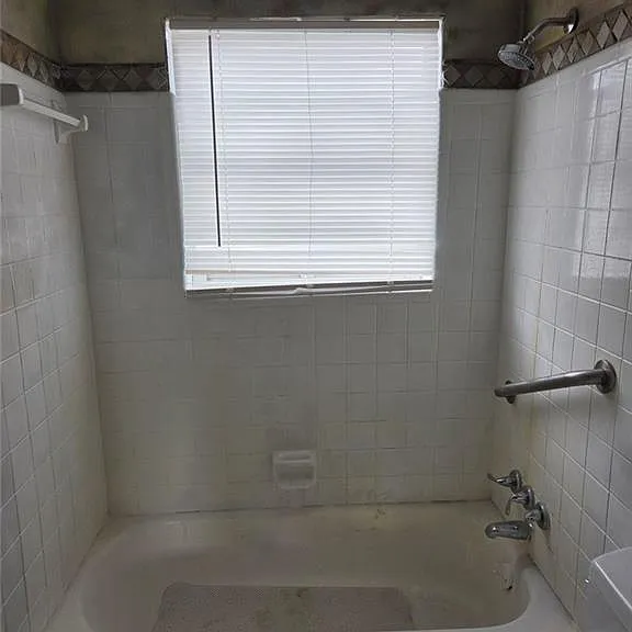 510 Coventry Rd #3A — Photo 24