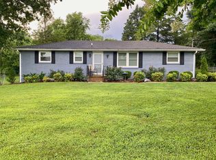 400 Sanders Ferry Rd, Hendersonville, TN 37075