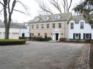 36 Woodley Rd, Winnetka, IL 60093