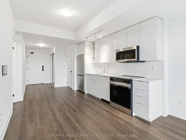 2075 Lakeshore Rd #1211 — Photo 11