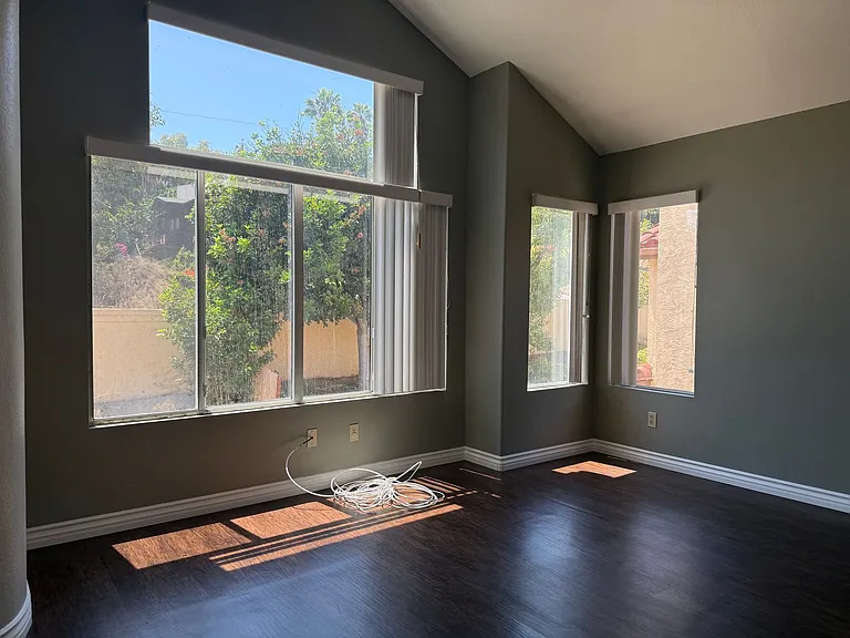 216 Richmond Park Pl — Photo 46