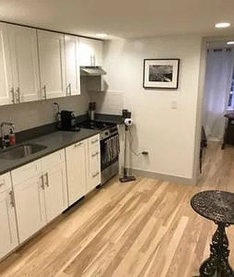 Rented by Four Seasons of NY Inc | media 14