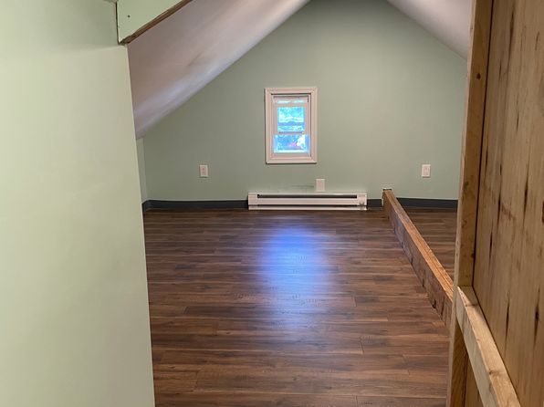 142 Analomink St Floor 2