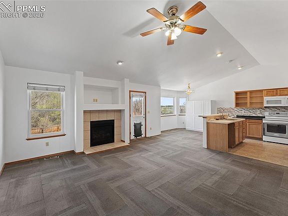 2nd image of 7474 Lake Ave