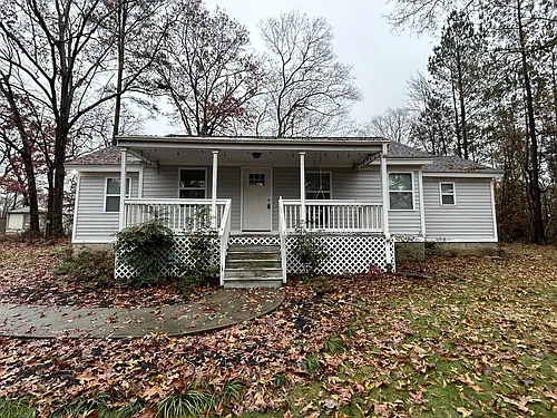 121 Walker St Photo 1