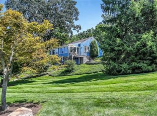 22 Sunset Rd, Highland Mills, NY 10930