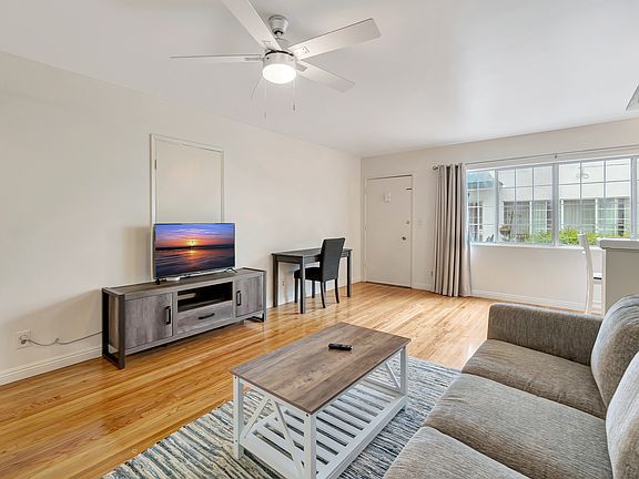 2nd image of 4035 Inglewood Blvd APT 1