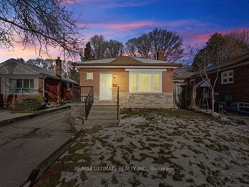 30 Ferris Rd Photo 1
