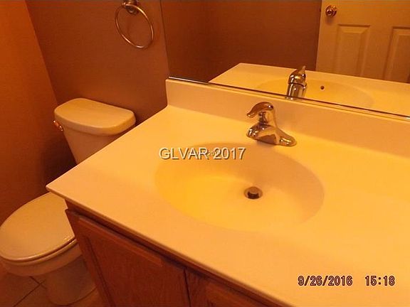 4th image of 1323 Willow Village Ave