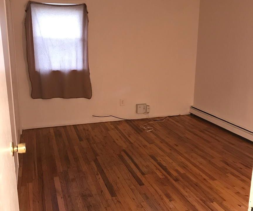 1st image of 82 Washington Ave