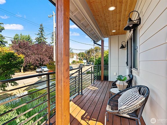 3rd image of 5822 7th Avenue NW