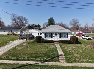 615 N Memorial St, Pittsfield, IL 62363