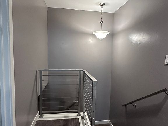 3rd image of 24 W Tytus Dr