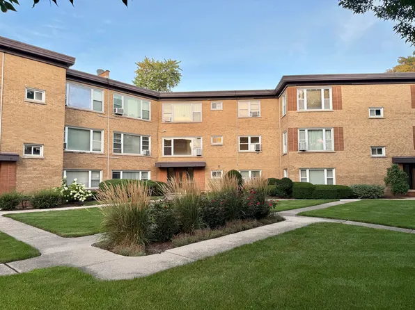 6809 N Northwest Hwy, Chicago, IL 60631