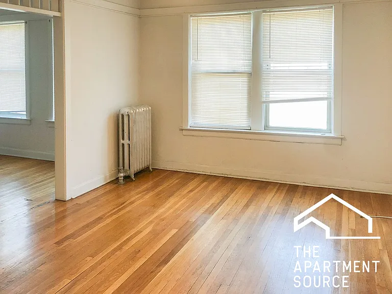 1920 W Winona St #3 — Photo 6