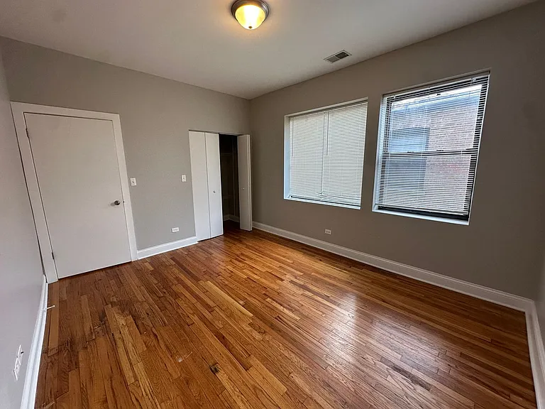 5001 N Sawyer Ave — Photo 11