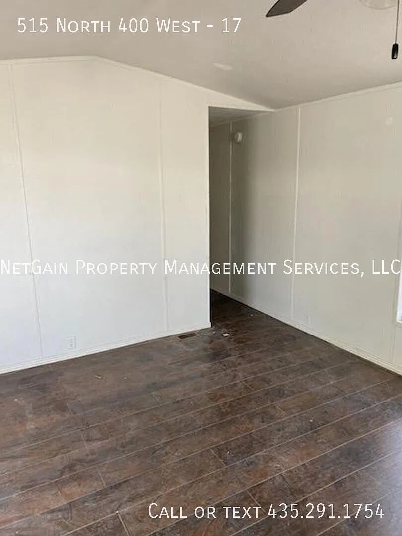 Pet Friendly 2 bedroom Mobile Home — Photo 4