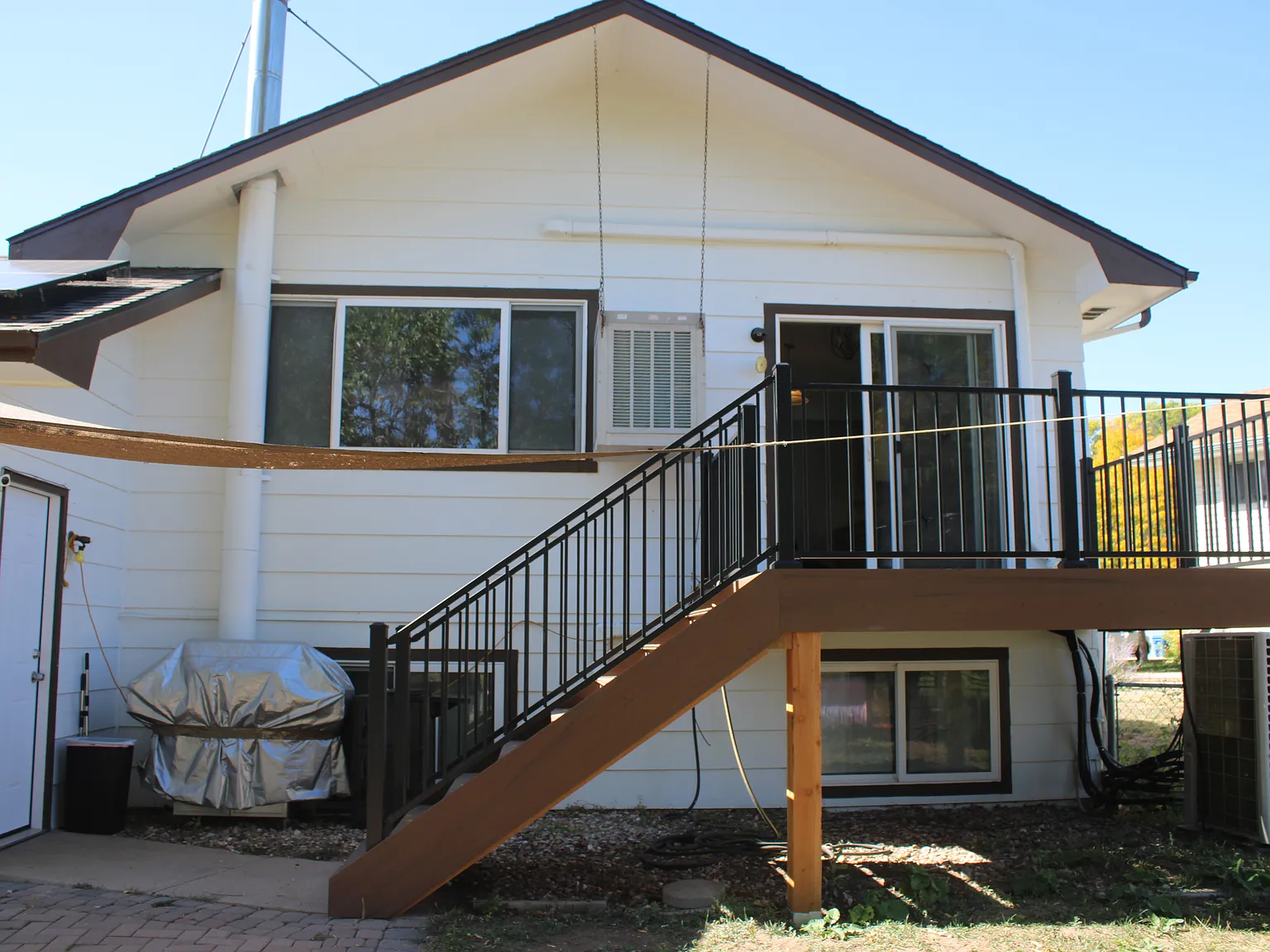 1024 Boltz Dr — Photo 2