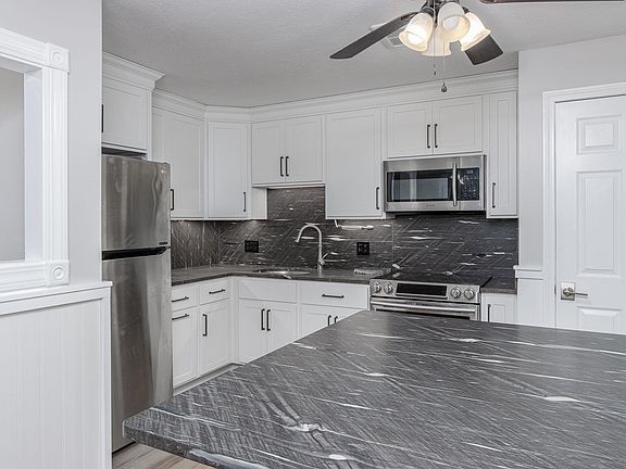 5th image of 15 Northbrook Drive Unit 1504