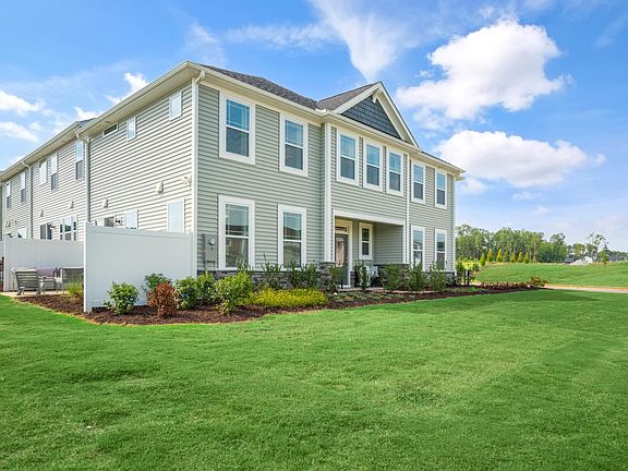 2nd image of 120 Lennei Ln