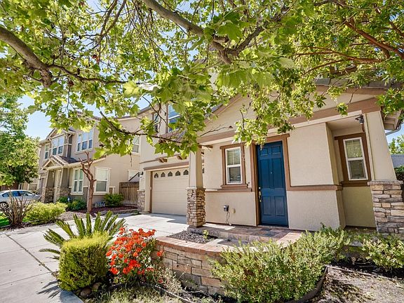 5th image of 7115 Cerro Crest Dr