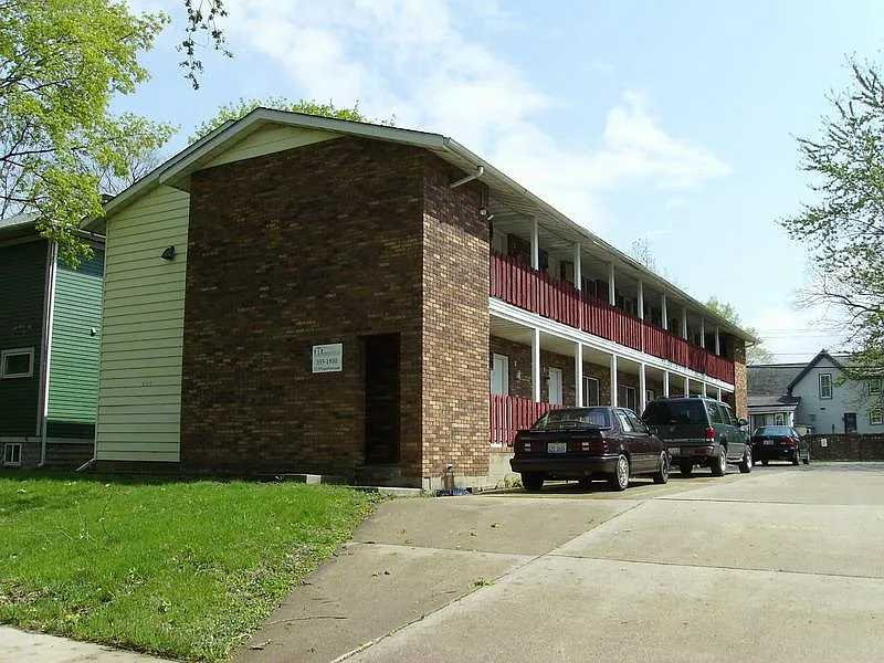 503 W Columbia Ave APT 4 photo 1