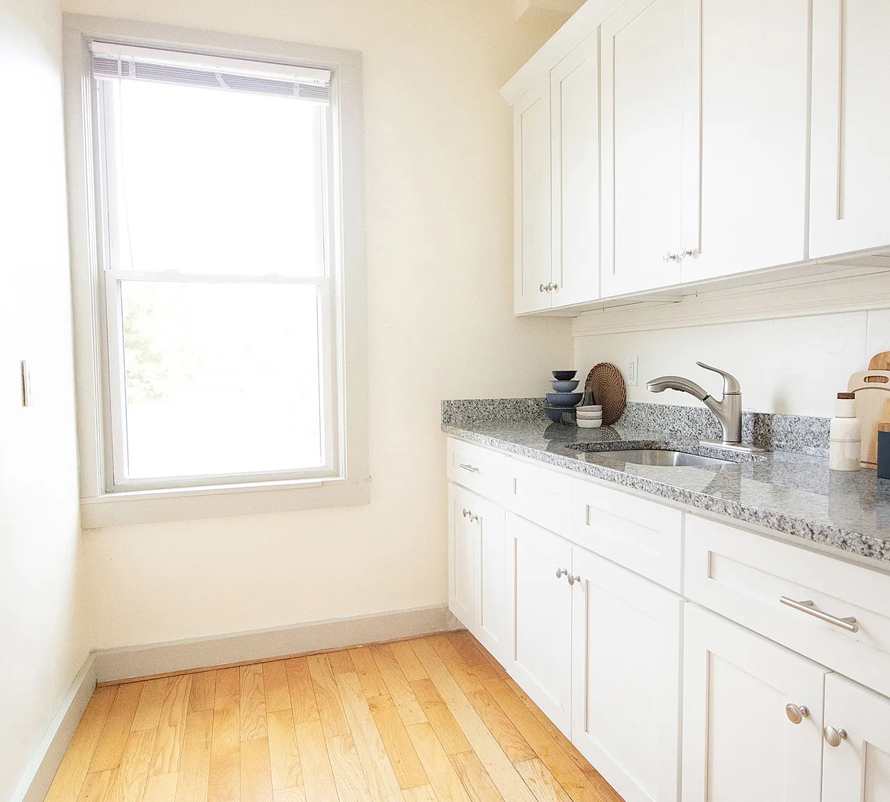 3 bed, 1200 sqft, $2,375 — Photo 4