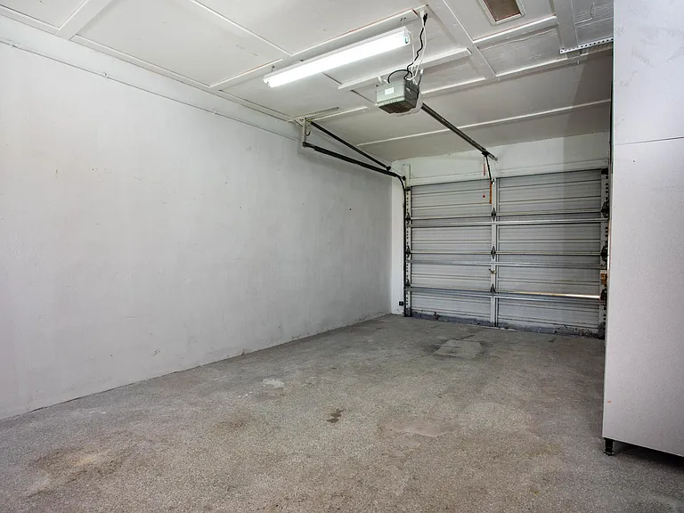13272 Ebony Ave — Photo 29