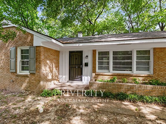 3rd image of 4502 Dunn Ave