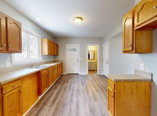 3398 W 44th St, Cleveland, OH