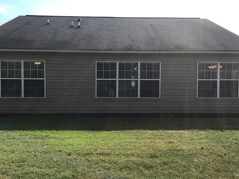 604 Sydney Ct — Photo 19