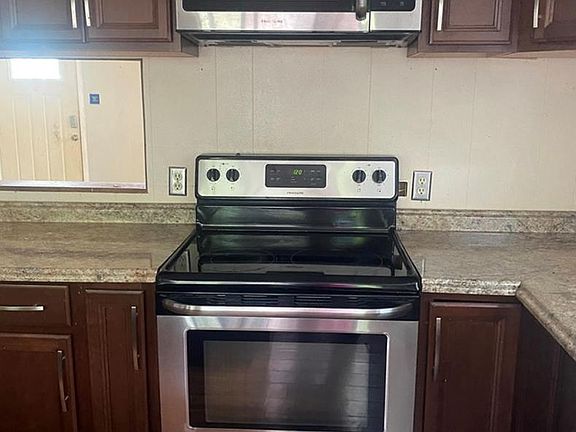 2nd image of 2905 Glenwood Ave