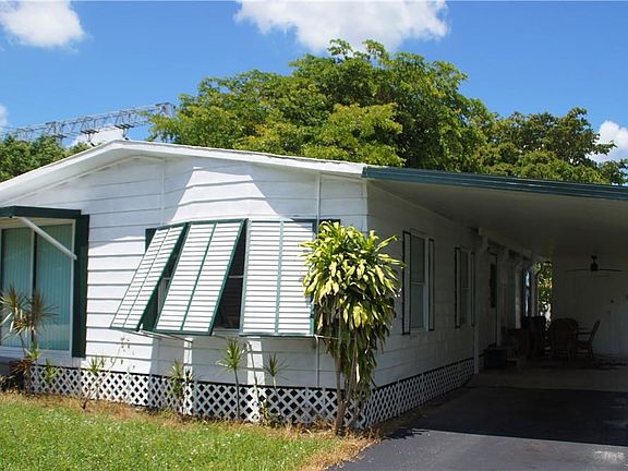 2nd image of 5321 SW 28th Avenue